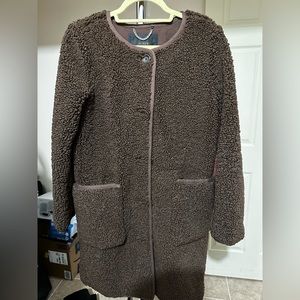 Collarless teddy coat